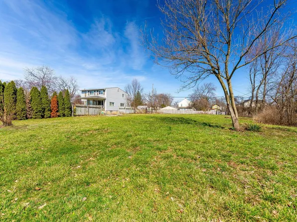2116 Myrtle Ave, Columbus, OH 43211
