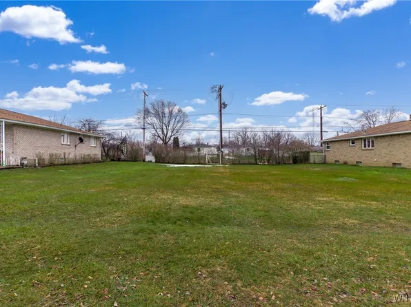 229 N Seine Dr #15, Buffalo, NY 14227