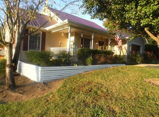 153 Westwood Dr, Berea, KY 40403