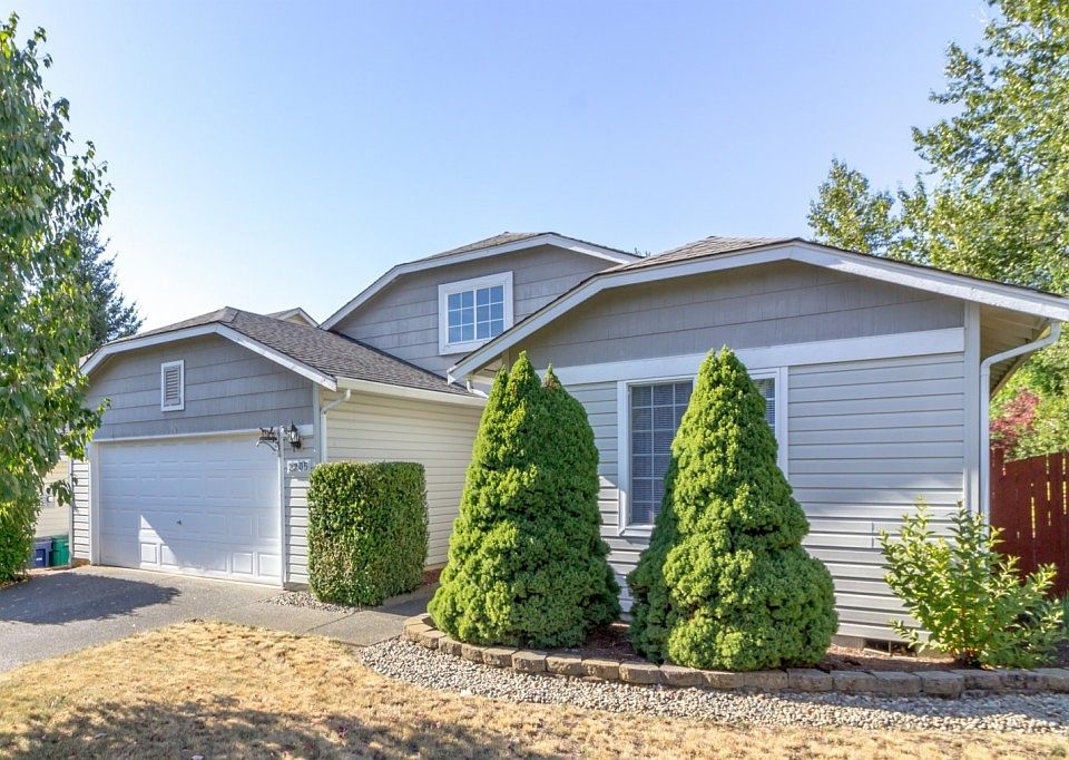 1st image of 2205 27th St SE