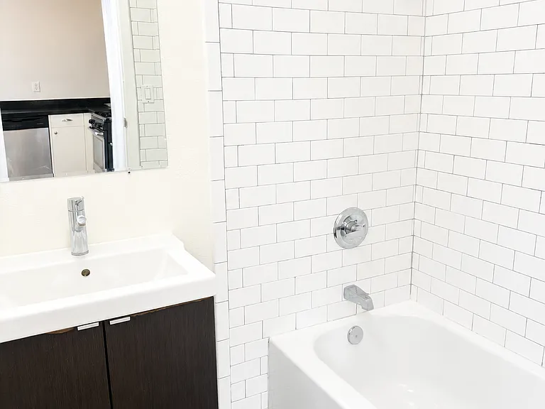 828 N Coronado St #828 — Photo 12