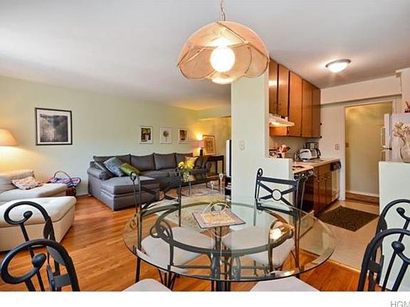 5th image of 80 E Hartsdale Ave APT 608