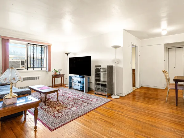 73-44 Austin Street image 10 of 20