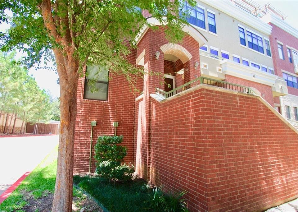 1st image of 1201 Beaconsfield Ln APT 111