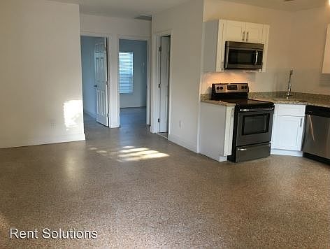 3rd image of 209 N Westland Ave APT 3