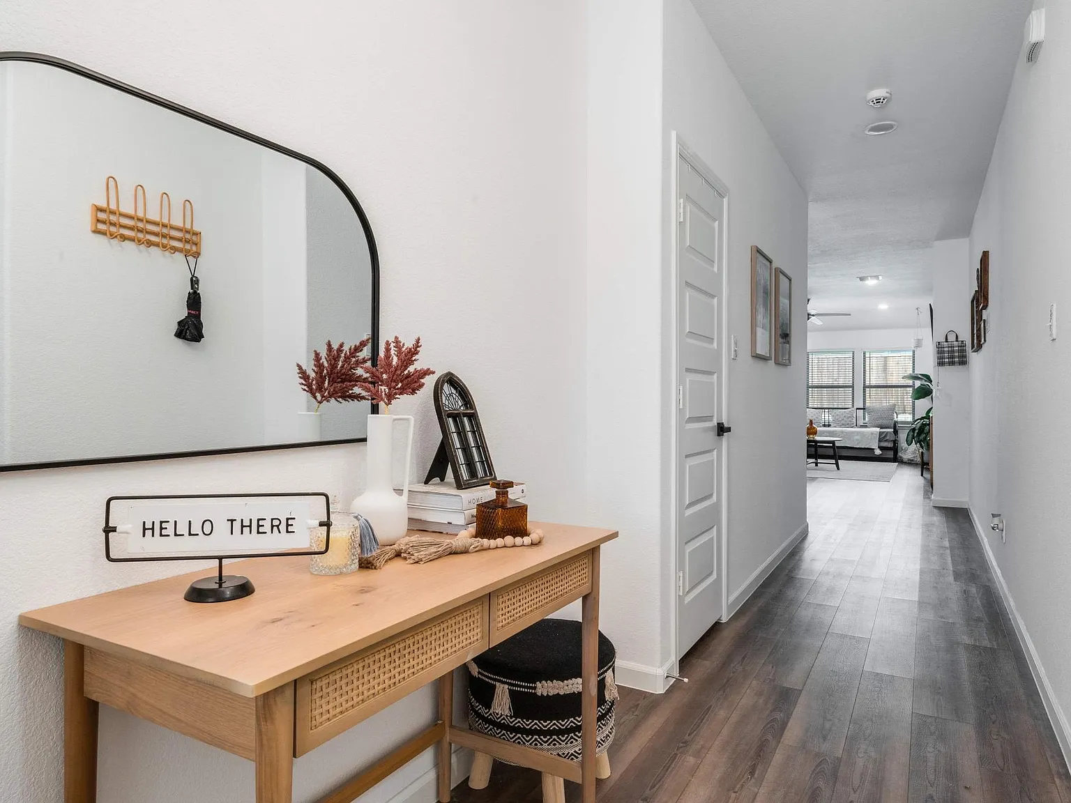 3324 Flatiron Dr — Photo 2