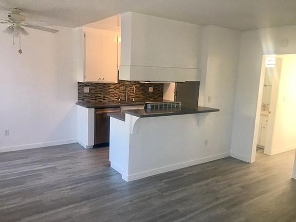 2nd image of 761 Coronado Ave #2