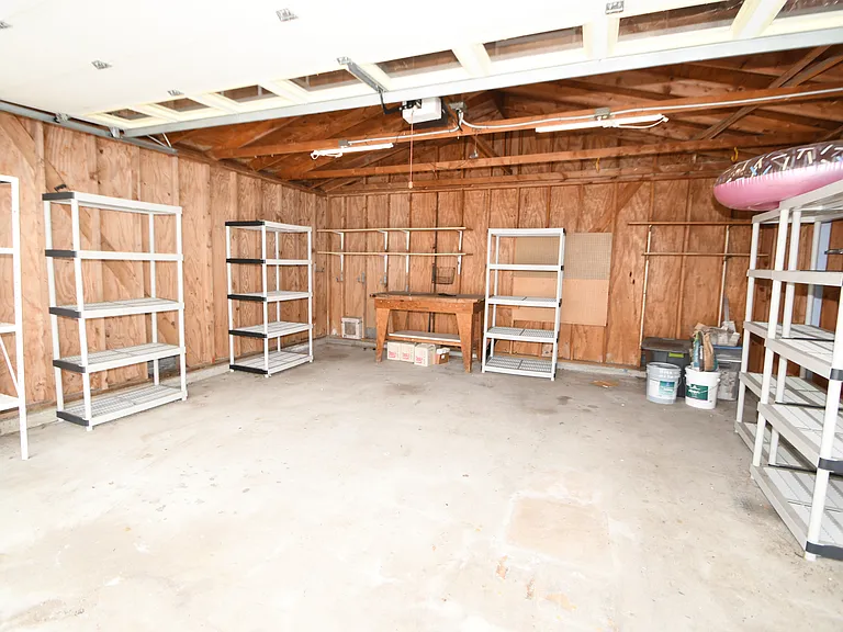 409 S Gertruda Ave — Photo 42