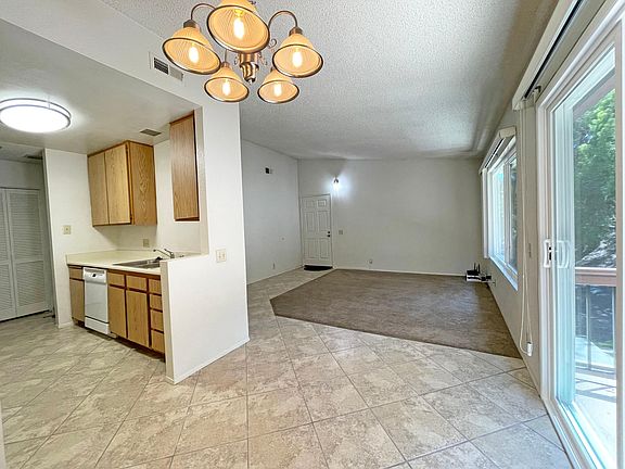 5th image of 4060 Rosenda Ct Unit 231
