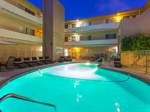 Emerald Manor Apartments, 1930 Emerald St APT 115, San Diego, CA 92109