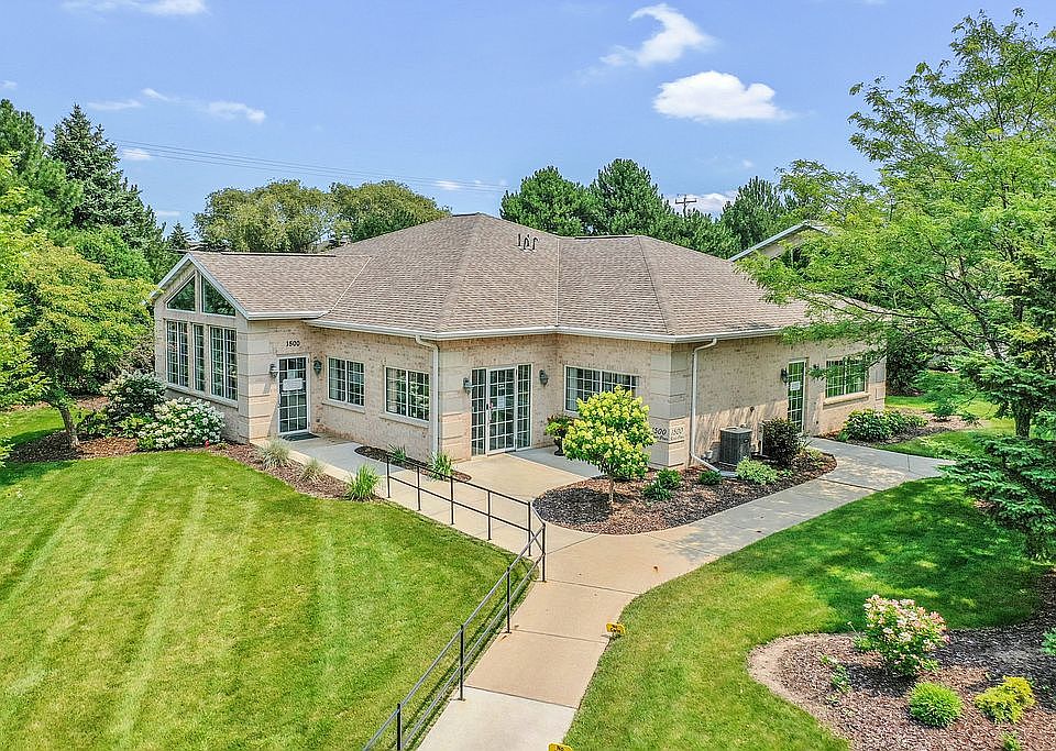 1st image of 1500 River Pines Dr