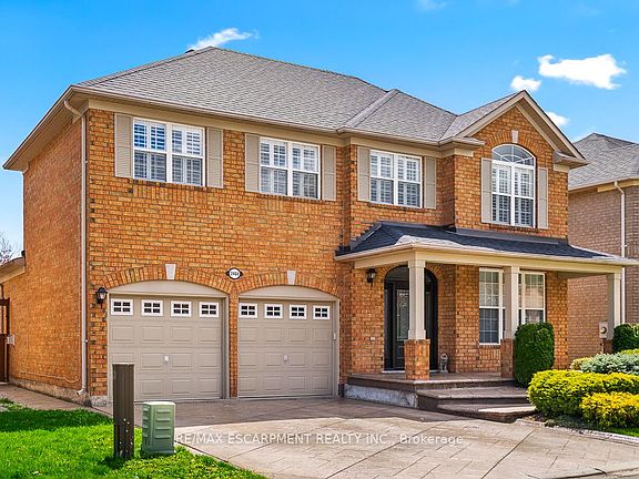 2nd image of 2464 Pebblestone Ct