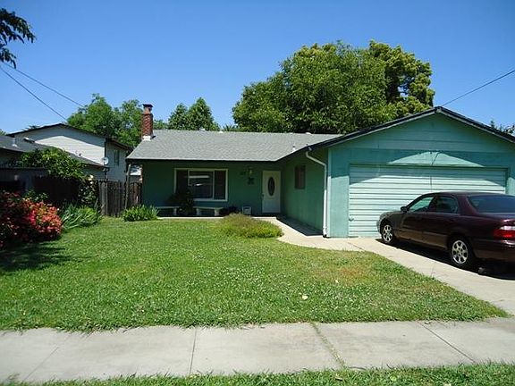 3rd image of 123 Morton St