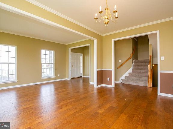 2nd image of 709 Thyme Dr