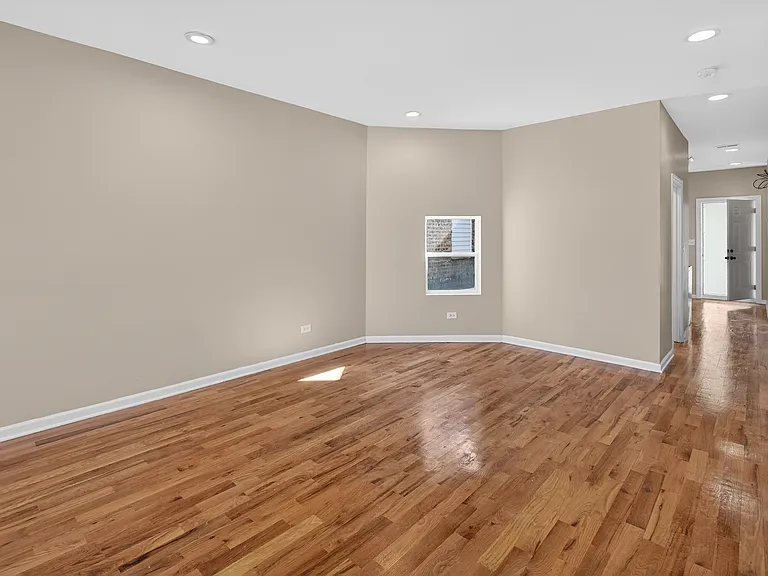 5709 W Irving Park Rd #2 — Photo 10