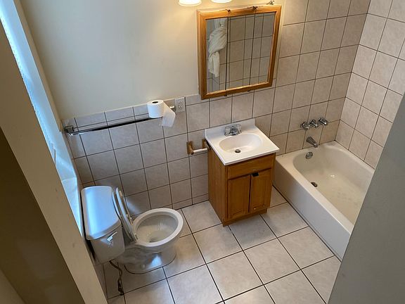 4th image of 1528 N 28th St #3