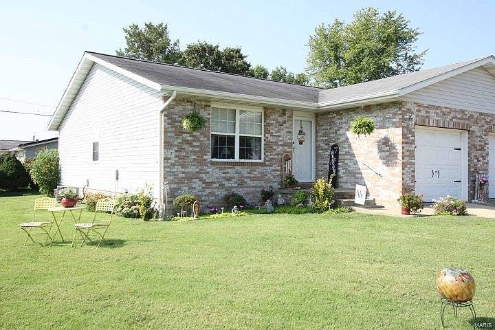 1st image of 207 Northview Dr