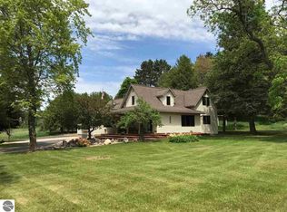 8603 E 20 1/2 Rd, Manton, MI 49663