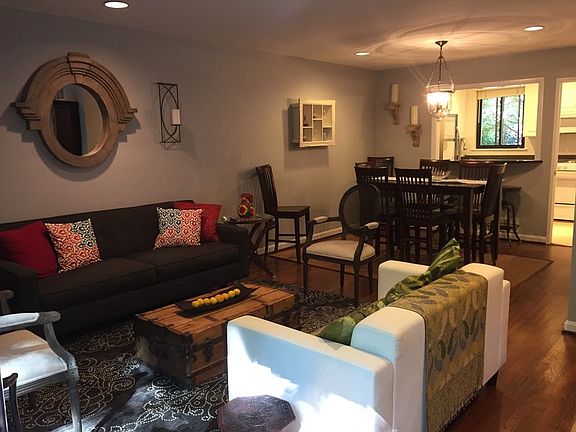 Open Concept LR - DR - Kit