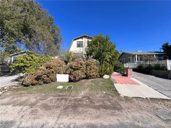 2615 Manhattan Ave, Montrose, CA 91020