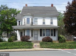 2428 S Queen St, York, PA 17402
