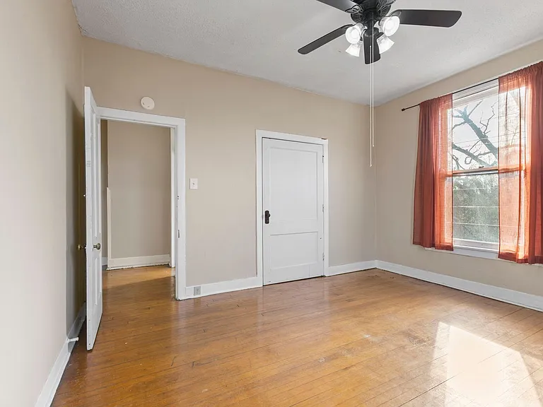 Woodruff Place — Photo 8