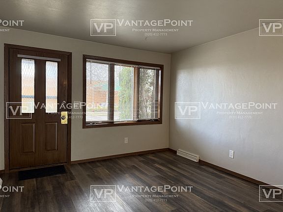4th image of 2719 N Locust St