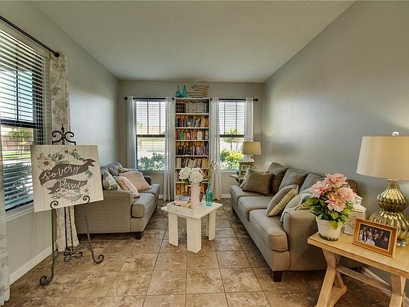 4th image of 1490 Fortunata Ct
