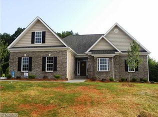 8104 Angels Gln, Stokesdale, NC 27357