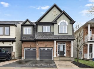522 Brigatine Ave, Ottawa, ON K2S 0P9