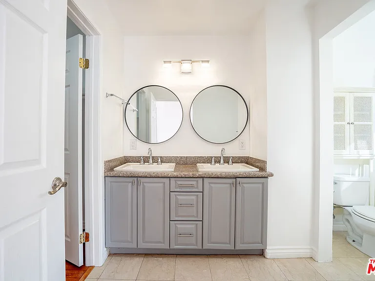 1030 S Norton Ave #6 — Photo 11