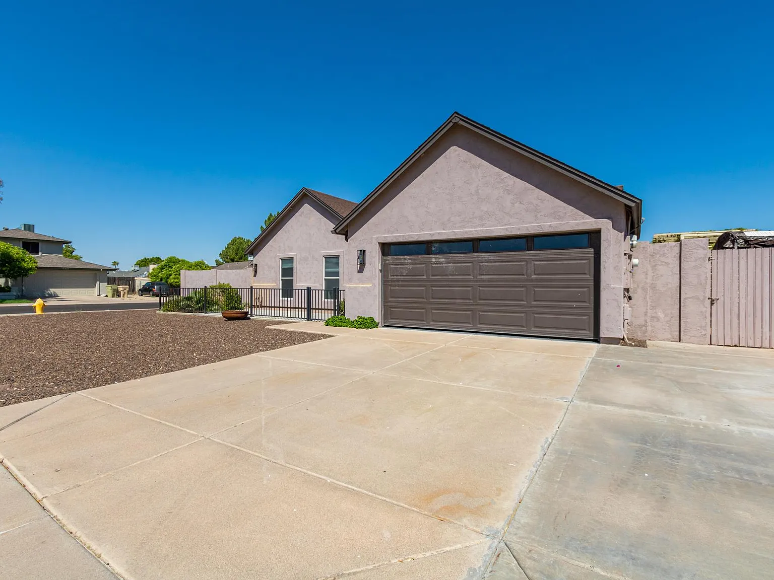 3 bed, 2000 sqft, $2,695 — Photo 4