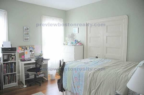 2nd image of 539 Washington St #Ak2