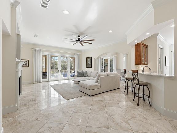4th image of 8604 San Marcello Dr. #5-302