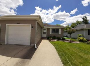825 Covey Ln, Coal City, IL 60416