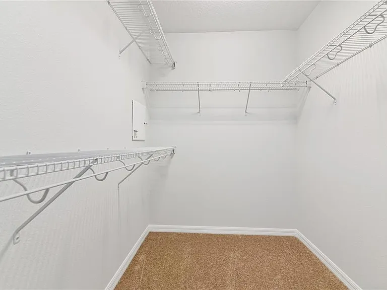 2913 Windmill Dr — Photo 18