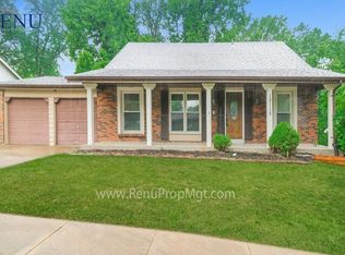 12115 Wensley Rd, Florissant, MO 63033