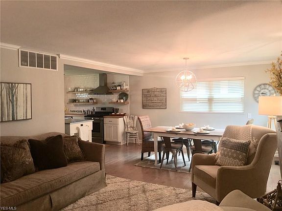 2nd image of 1704 Washington Ave
