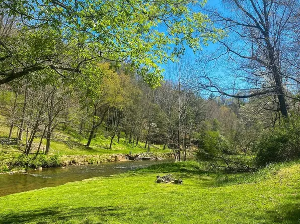 Grapevine And Rainbow Trout Ln, Woodlawn, VA 24381