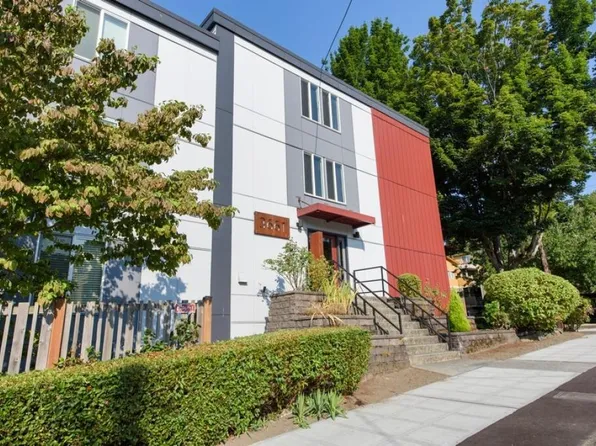 3661 Phinney Ave N, Seattle, WA