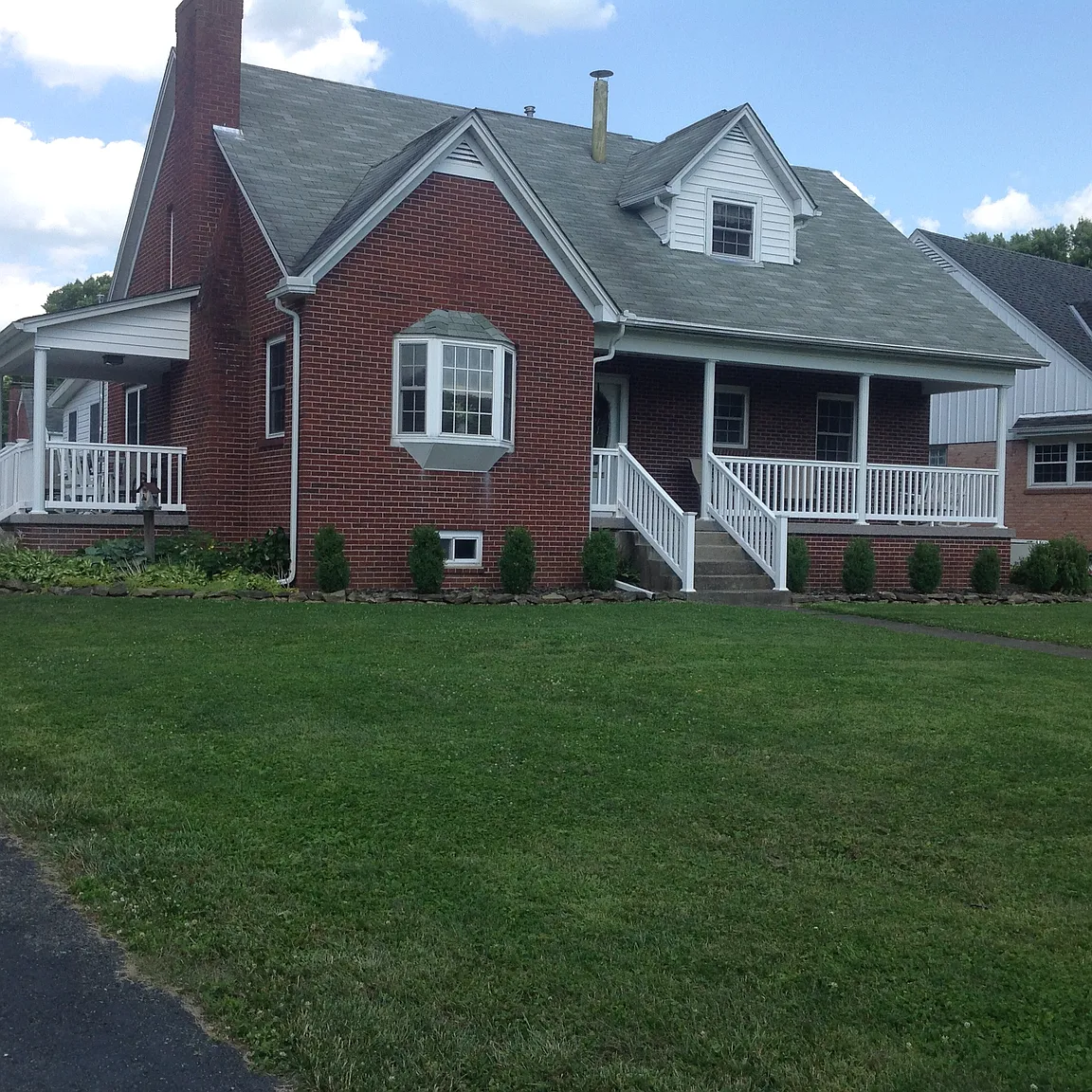 311 McGary Ave photo 1