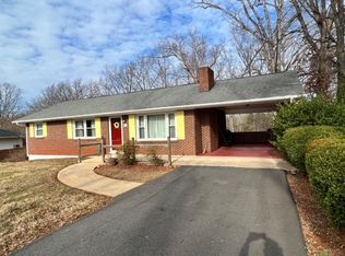 212 Ramsey Rd, Hurt, VA 24563