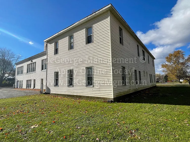 Lake Country Gardens - Apartments for Rent in Waterport NY — Photo 13