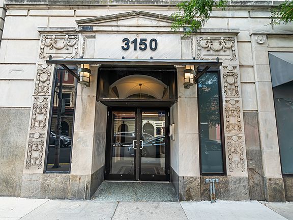 2nd image of 3150 N Sheffield Ave APT 604