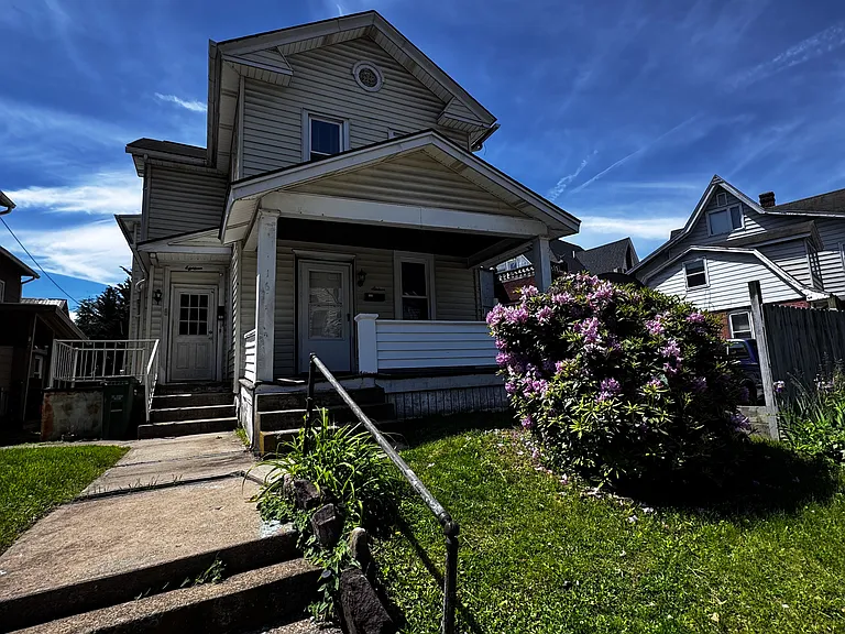 16 Washington Blvd #NA — Photo 1