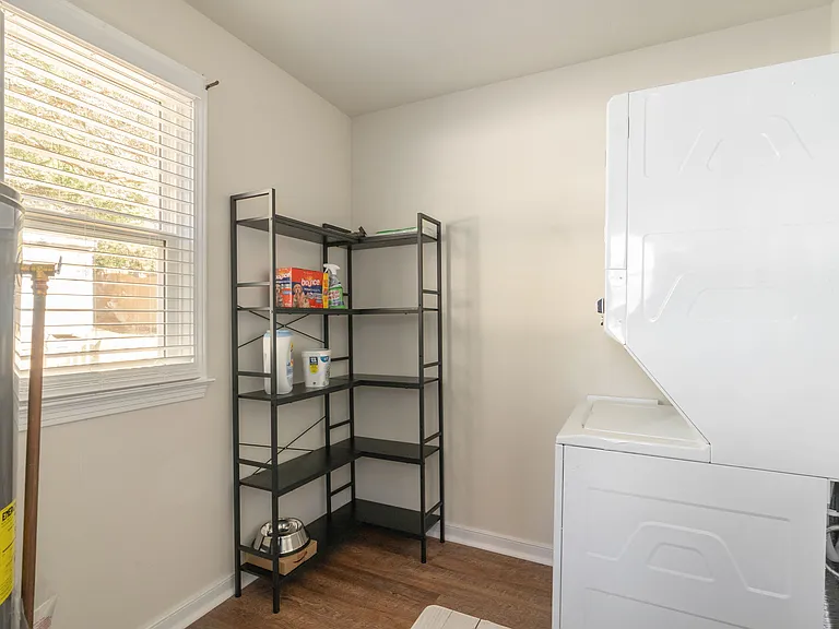 Laundry room area