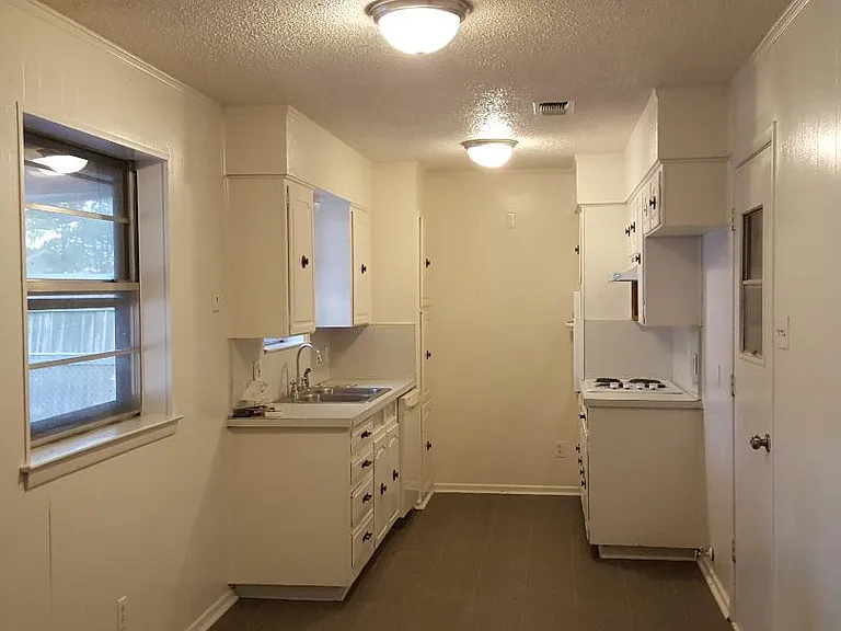829 Marlene Dr — Photo 6