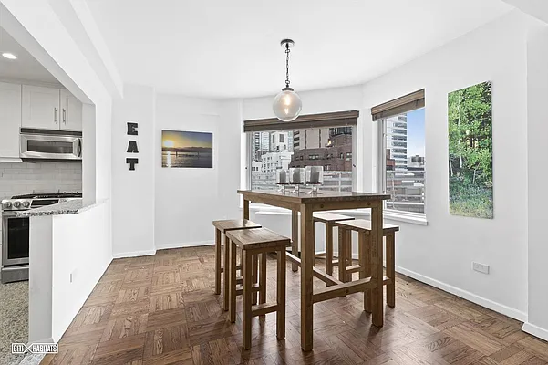 Sold by Citi Habitats | media 5