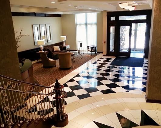 Lobby with 24/7 security/concierge service
