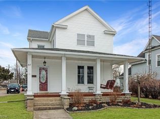 417 Jefferson St, Pt Clinton, OH 43452